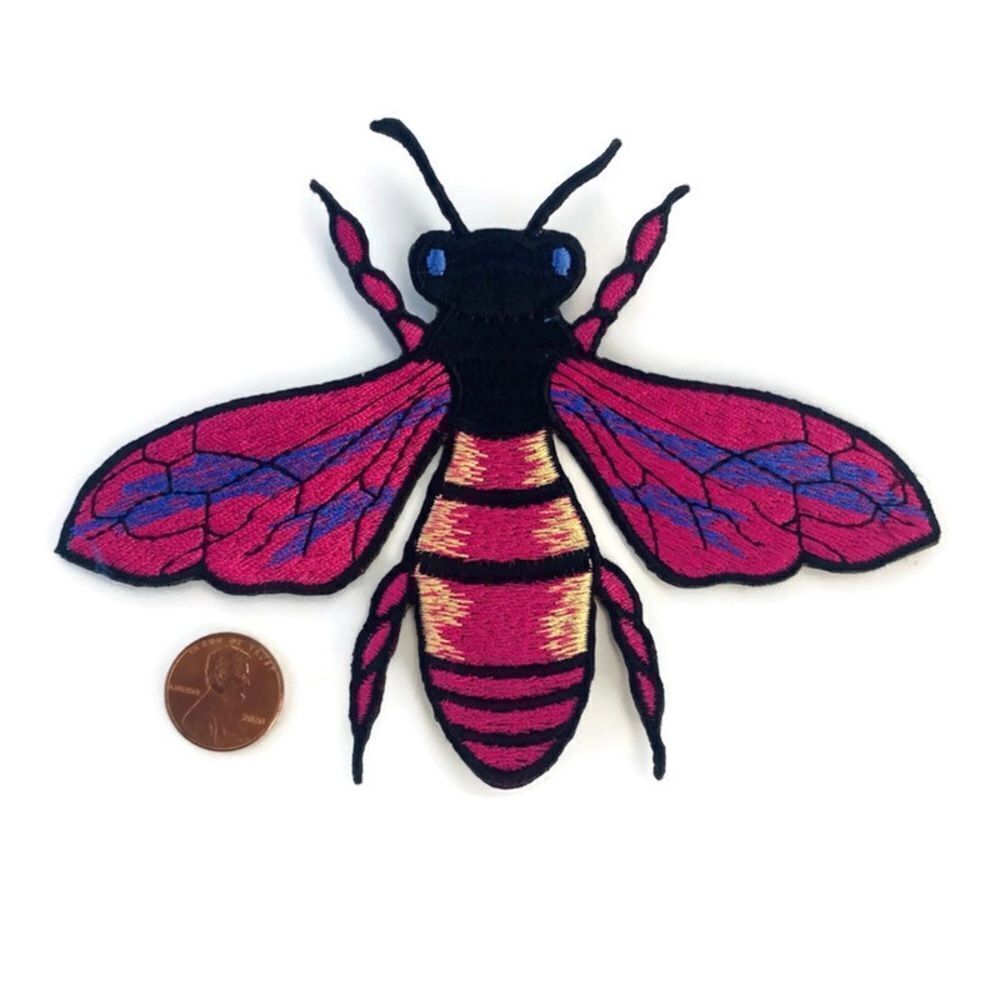 Pink Bee/Beetle Embroidered Patch - Picture 2 of 5
